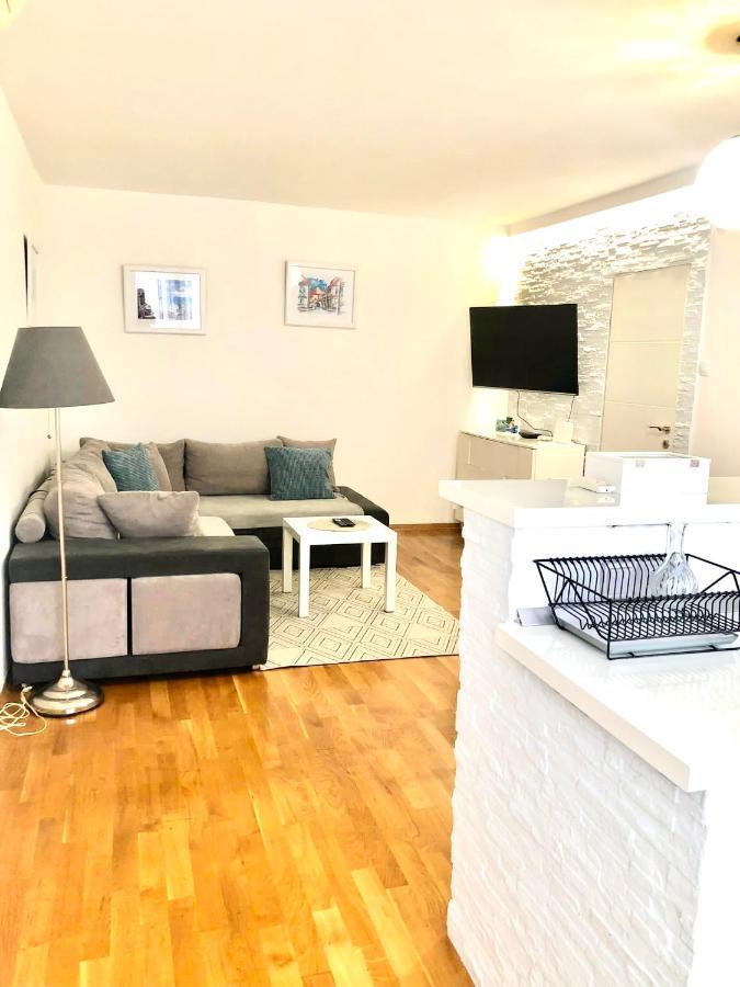 Apartment Mador Загреб Экстерьер фото